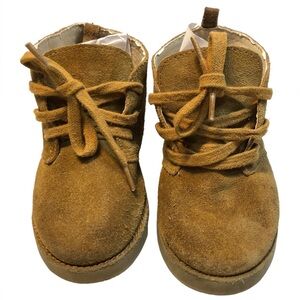 Gap Boys size 9 Suede Boots